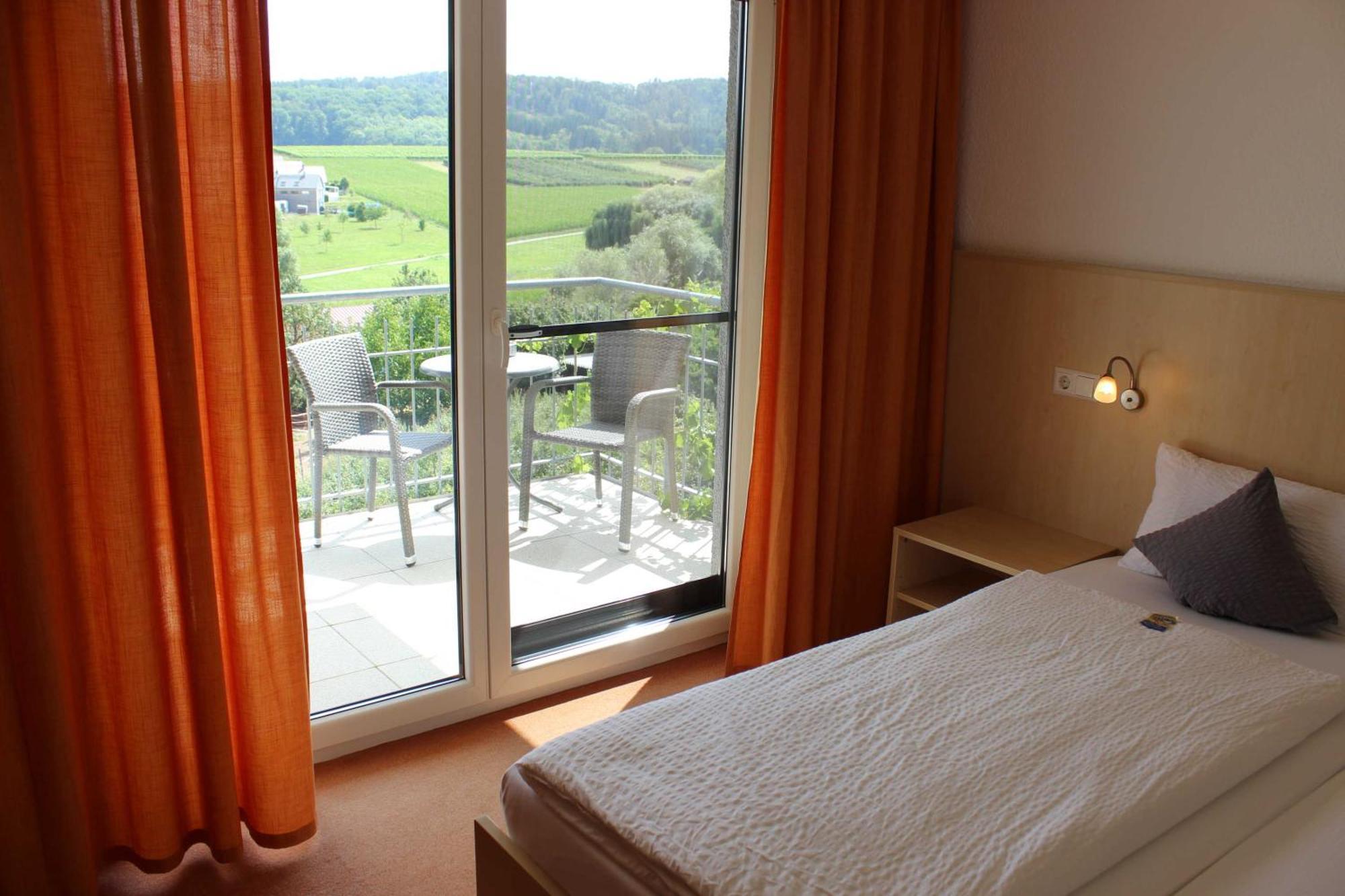 Gaestehaus Zum Wolffenturm Lehrensteinsfeld Oda fotoğraf