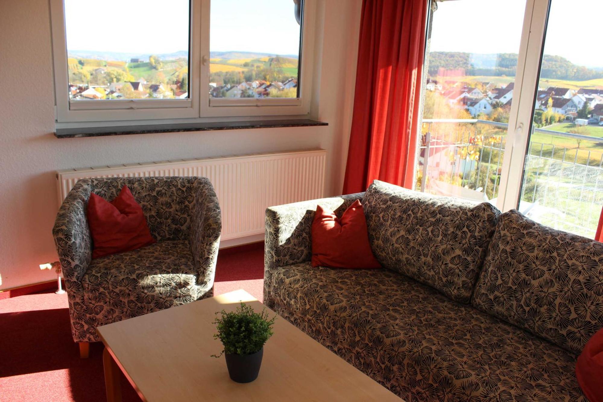 Gaestehaus Zum Wolffenturm Lehrensteinsfeld Oda fotoğraf